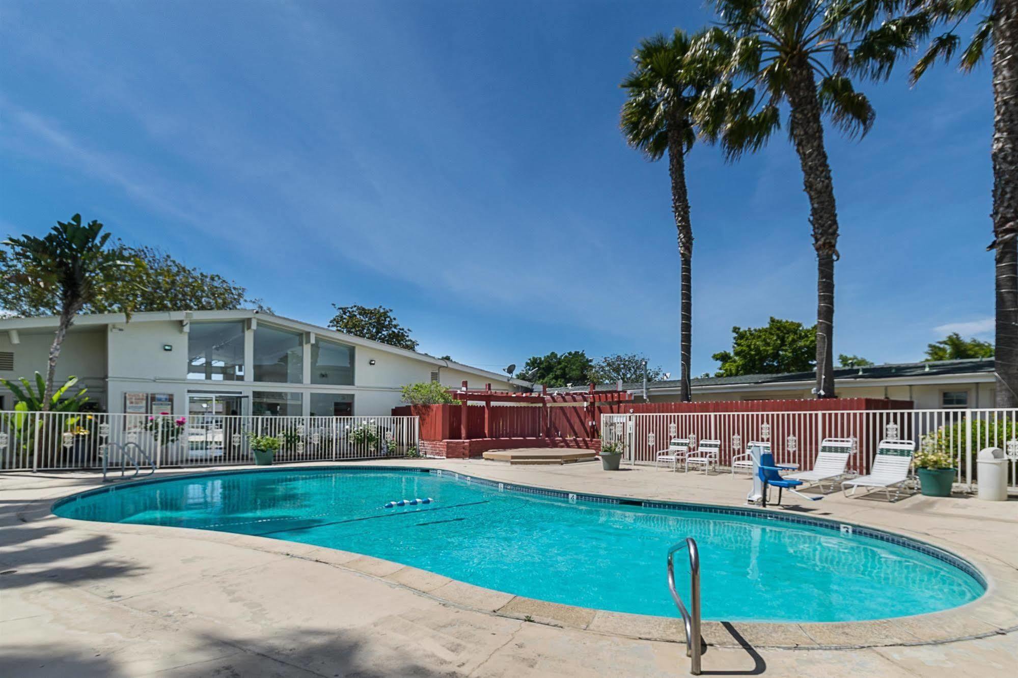 Motel 6-Santa Maria, Ca - South Buitenkant foto